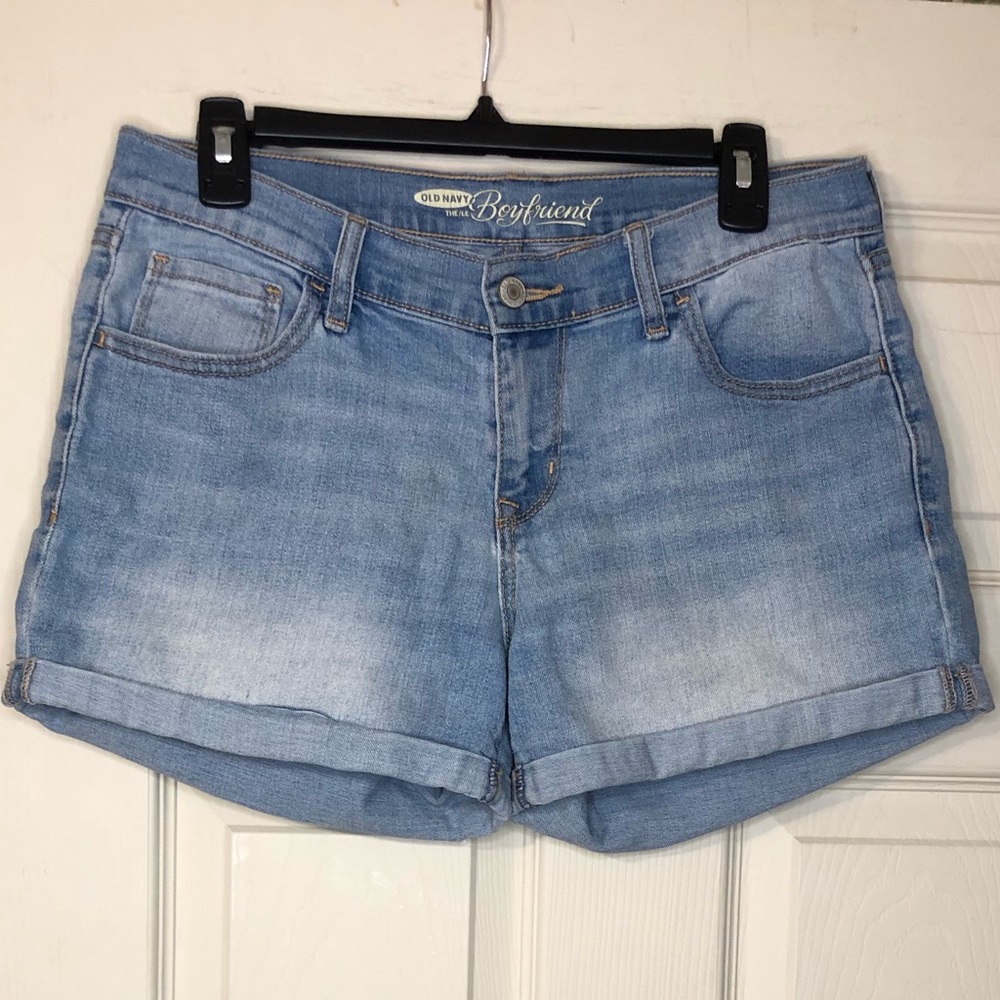 Old Navy Boyfriend LightWash Blue Jean Shorts 6
